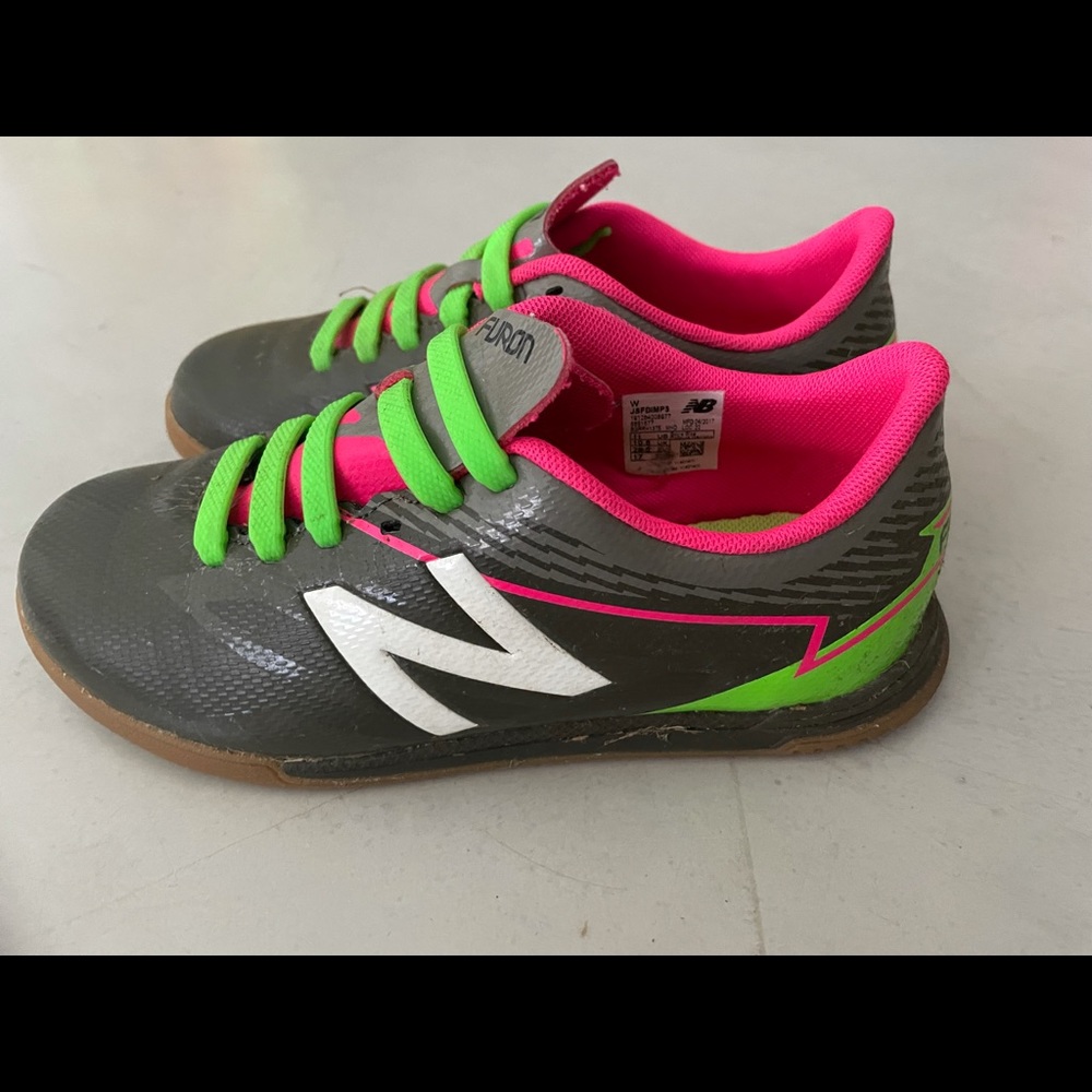 New balance indoor soccer sneakers